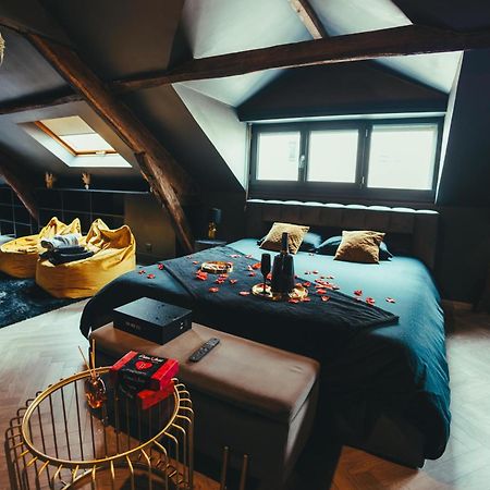 La Marble Room - Suite Balneo & Sauna Angers Exterior foto