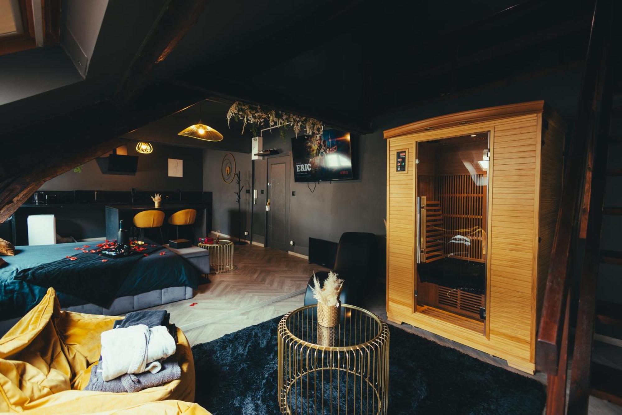 La Marble Room - Suite Balneo & Sauna Angers Exterior foto
